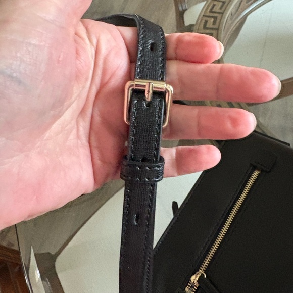 🖤🖤DOONEY & BOURKE SMALL SAFFIANO LEATHER BLACK CROSSBODY BAG!🖤🖤 - Picture 6 of 8